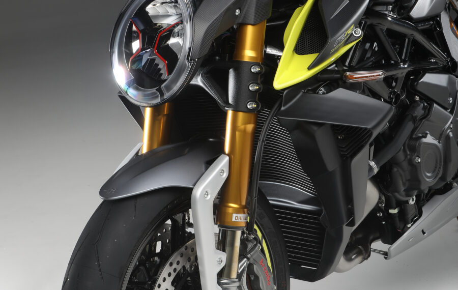 B4 1000 RR grey detail 6