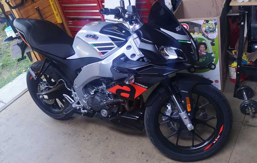 Aprilia tuono 125 shop price