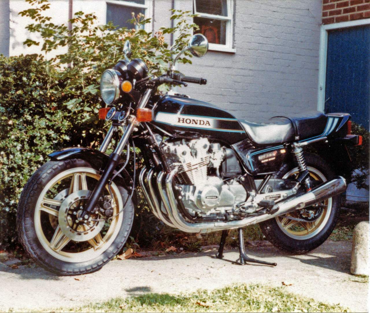 Honda CB900F