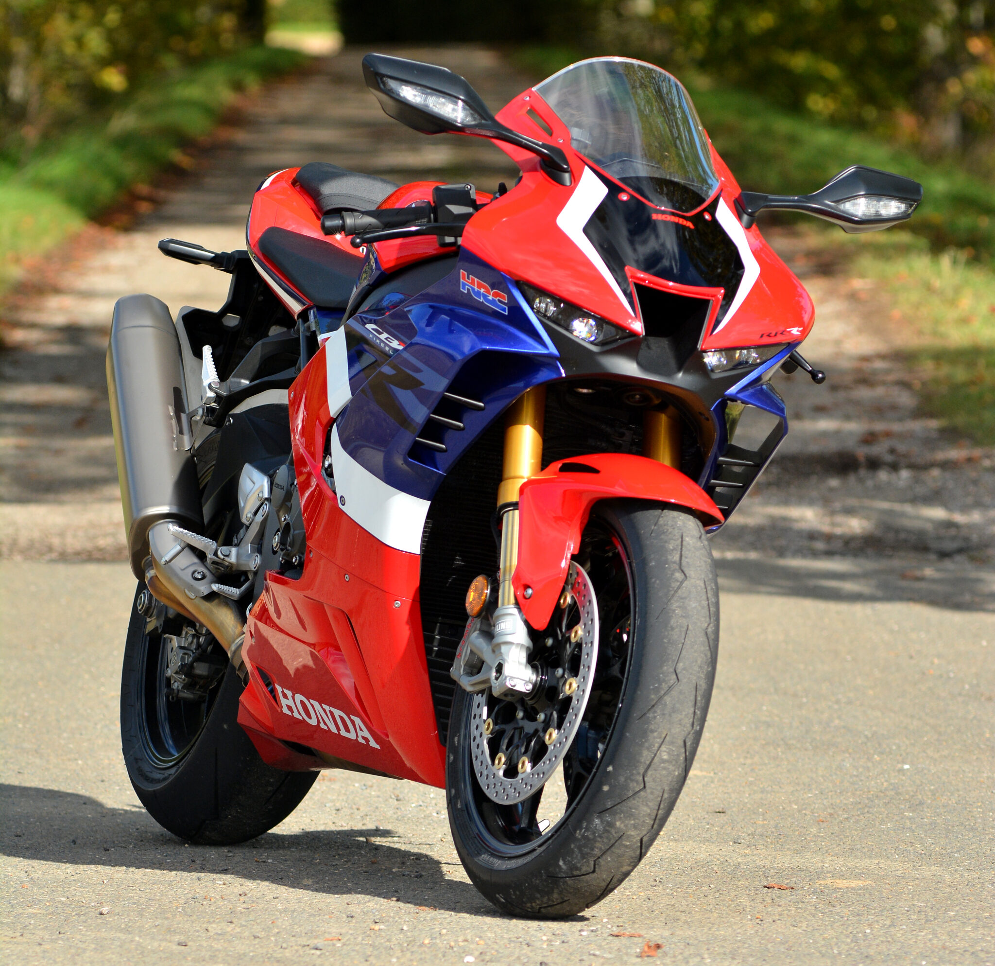 Ride Review: Honda CBR1000RR-R SP Fireblade | Devitt