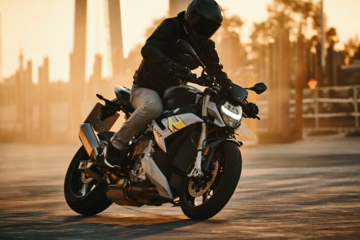 bmw s1000r