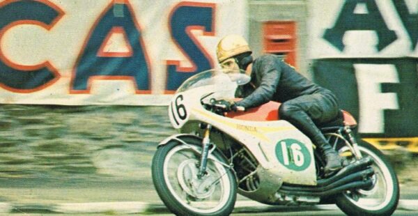 Mike Hailwood’s Top 10 Racing Moments