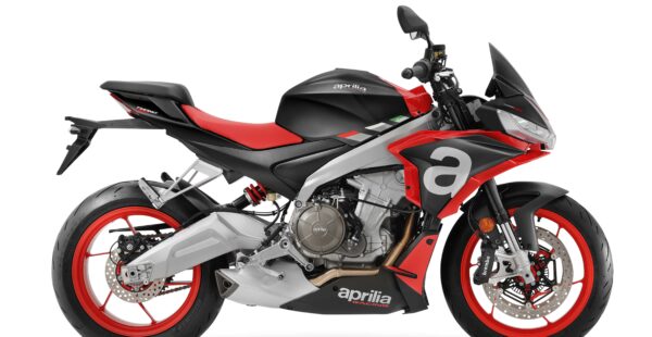 First Look: 2021 Aprilia Tuono 660