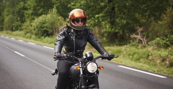 Are Advanced Riders Safer Riders?