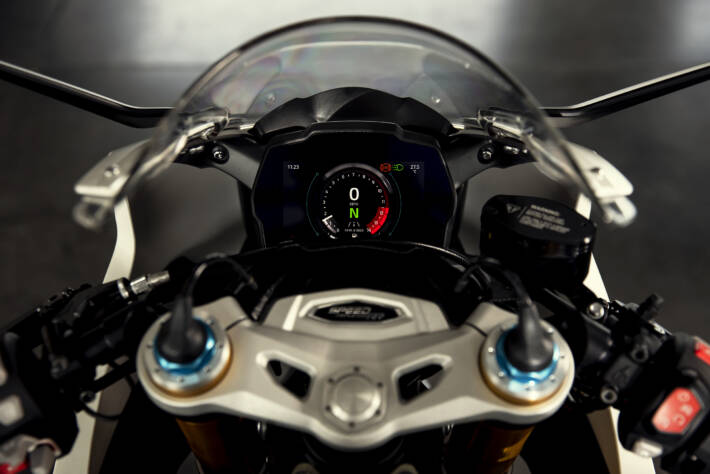 2022 Triumph Speed Triple 1200 RR