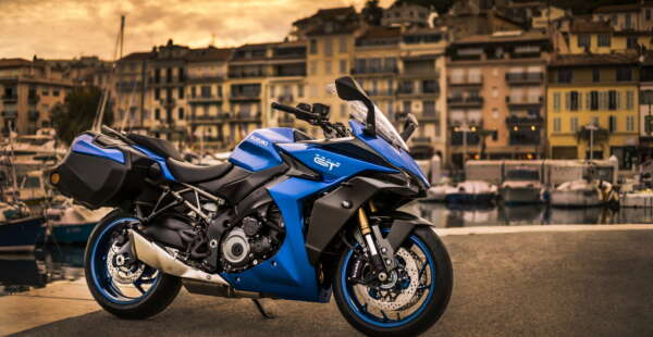 First Look: 2022 Suzuki GSX-S1000GT