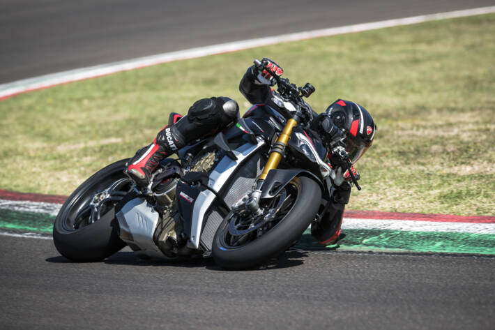 2022 Ducati Streetfighter V4 SP