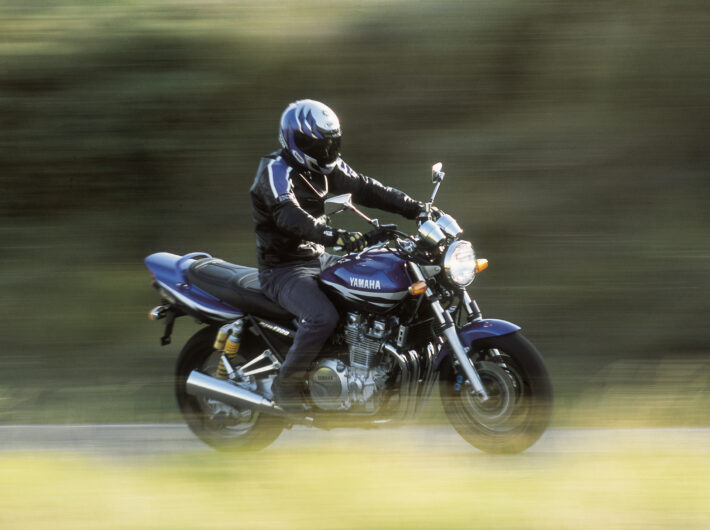 XJR1300