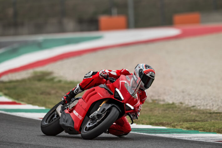 Ducati Panigale V4 R