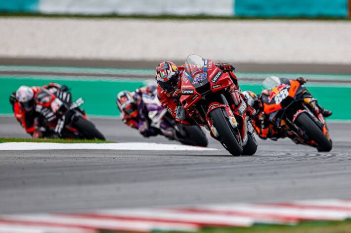 motogp action