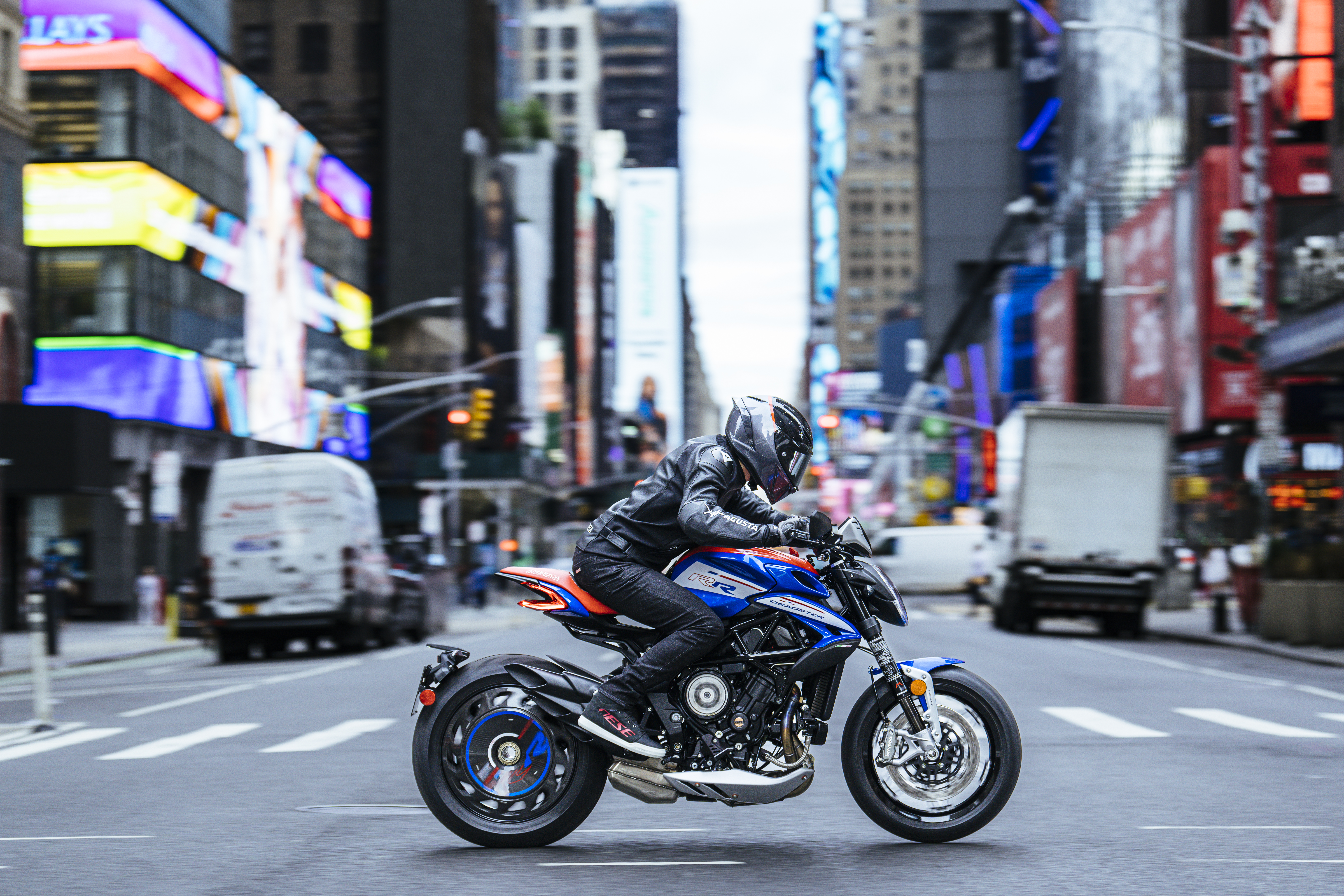 First Look: 2023 MV Agusta Dragster RR SCS America