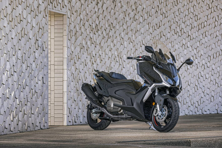 2023 Kymco AK550 Premium