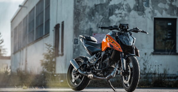 First Look: 2024 KTM 125 and 250 Duke