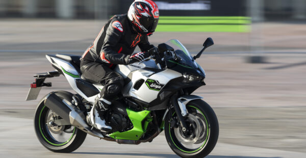 2024 Kawasaki Ninja 7 Hybrid Review