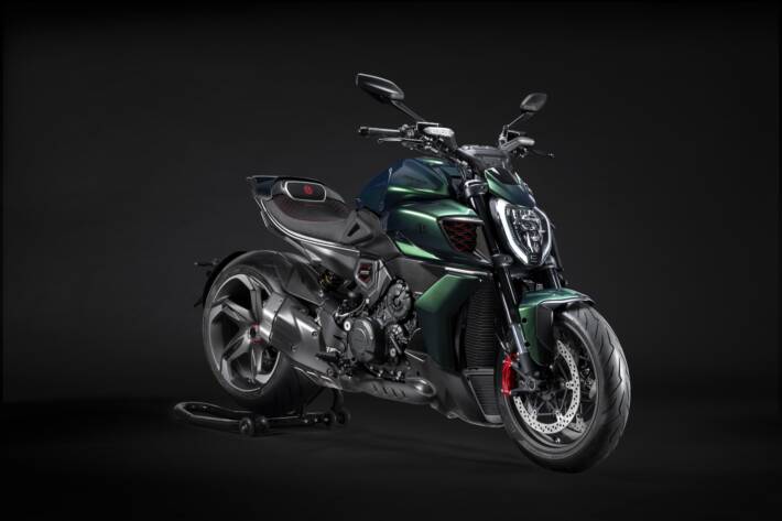 2024 Ducati Diavel Bentley Edition