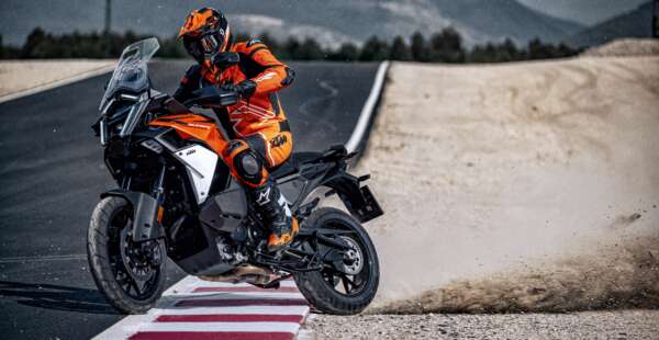 First Look: 2025 KTM 1390 Super Adventure S Evo
