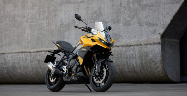 First Look: 2025 Triumph Tiger Sport 800