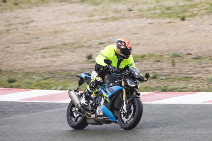 2025 BMW S1000 R 