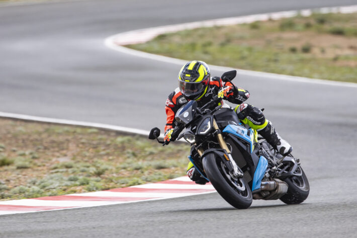 2025 BMW S1000 R 