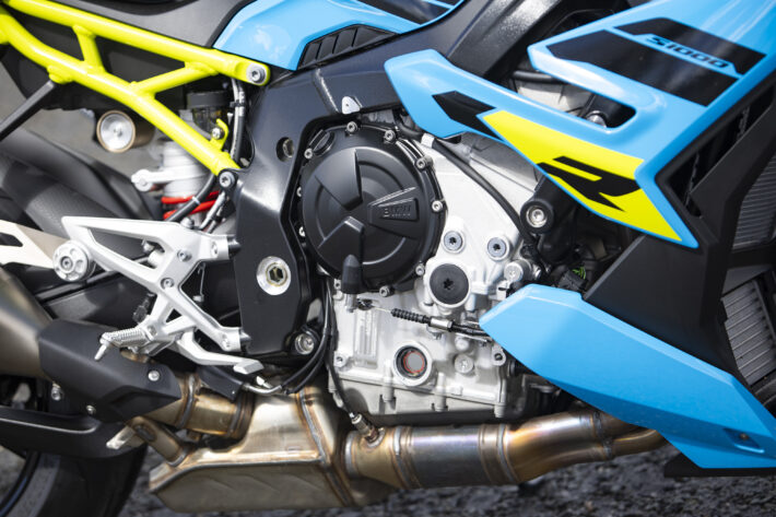 2025 BMW S1000 R 