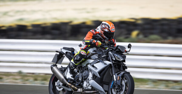 Quick spin on the 2025 BMW S1000 R and M1000 R