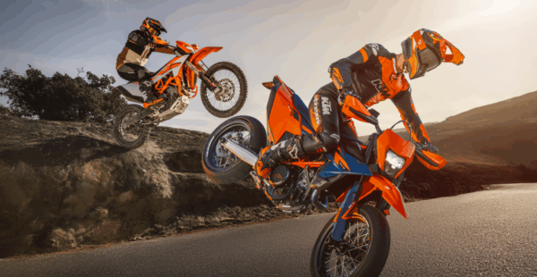 2026 KTM 690 Enduro R and SMC R released
