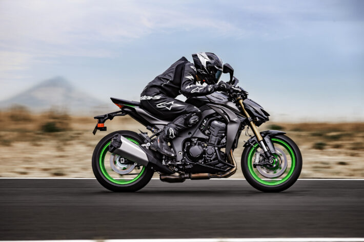 2026 Kawasaki Z1100 SE