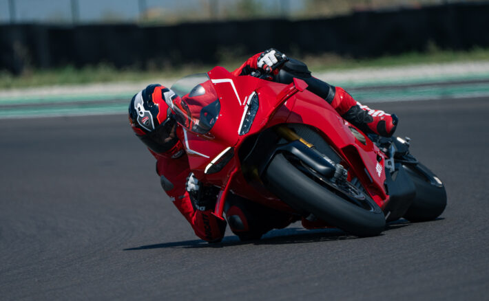 2026 Ducati Panigale V4 R