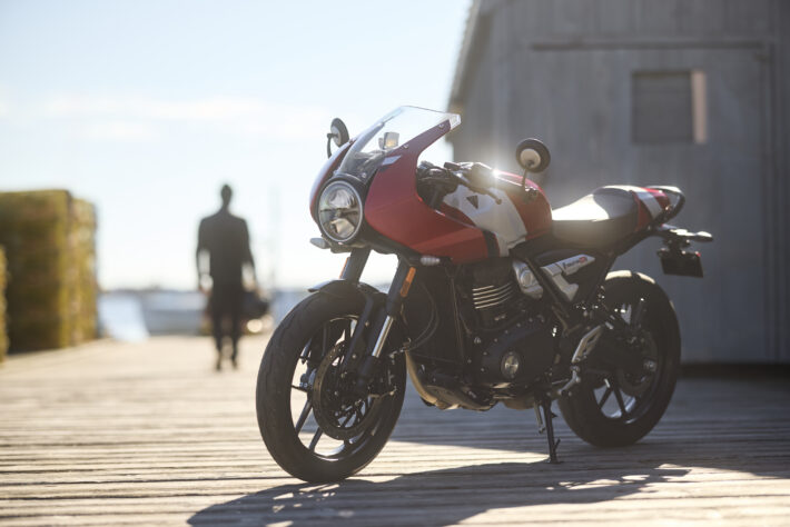 2026 Triumph Thruxton 400