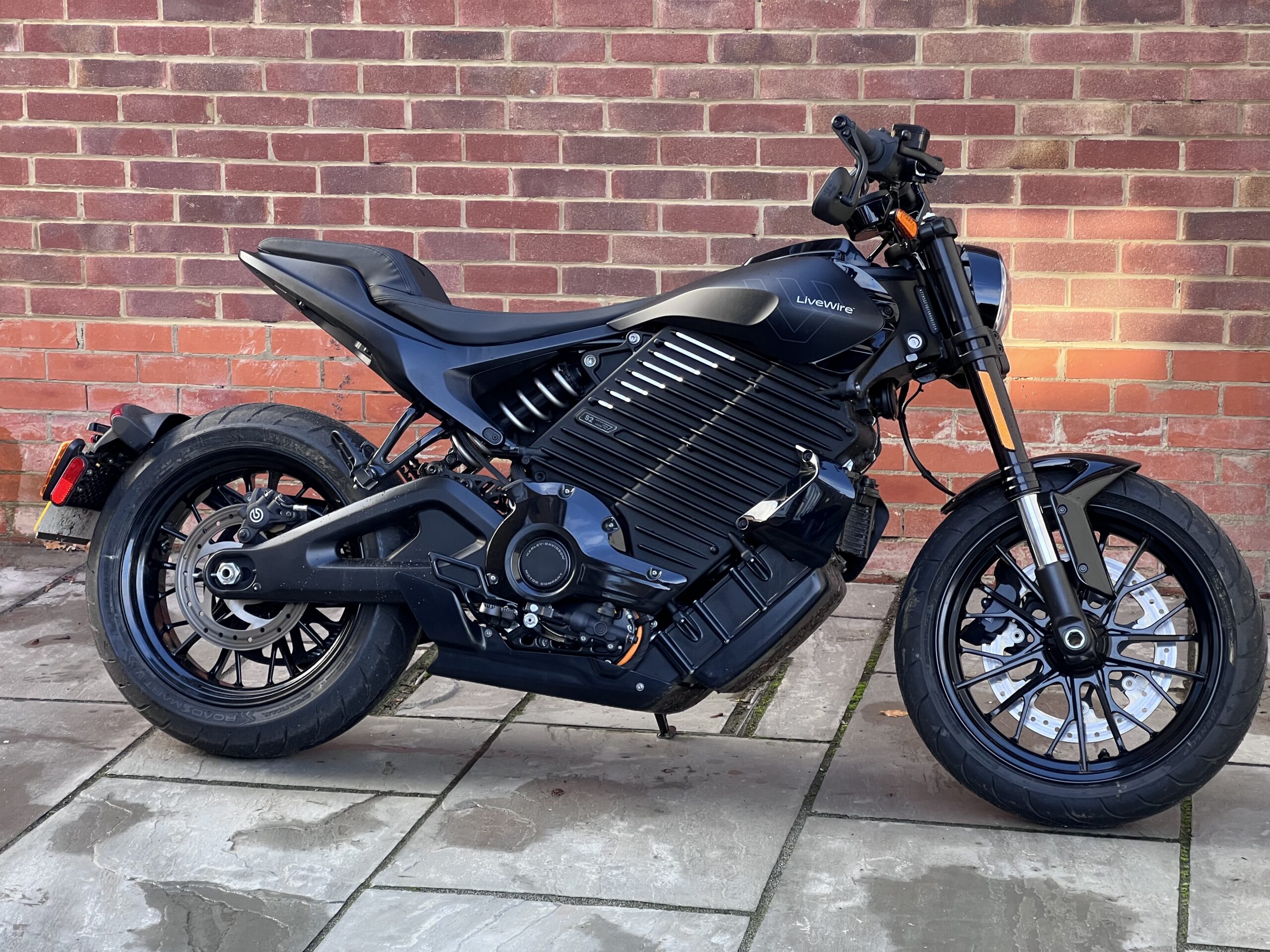 2025 Livewire Alpinista S2