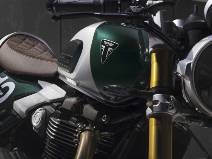2026 Triumph Speed Twin 1200 Café Racer Edition