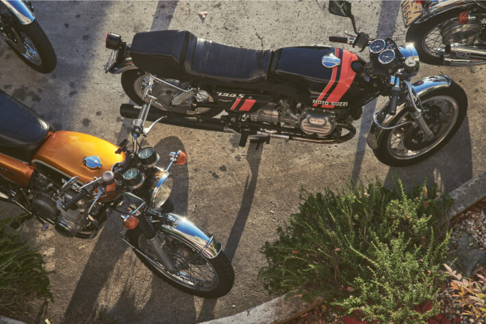 Motorcycle trickle charger