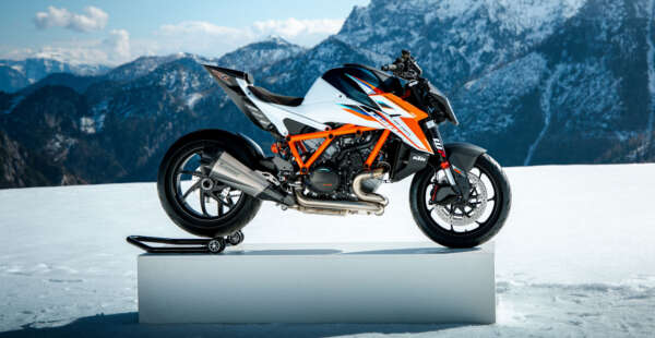 2026 KTM Super Duke 1390 RR