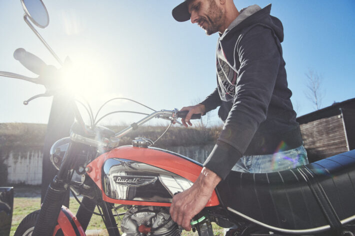 Summer motorcycle riding tips