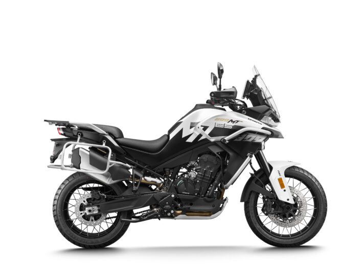 CFMoto 800MT-ES