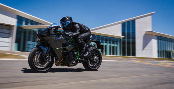 2027 Kawasaki Ninja H2 and H2R supercharged superbikes