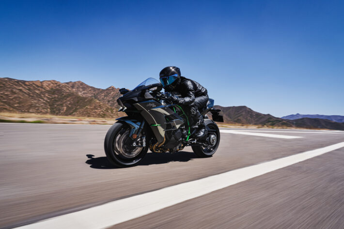 2027 Kawasaki Ninja H2 Carbon