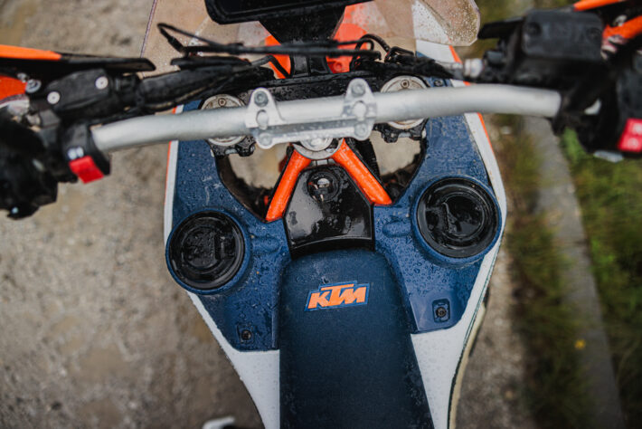 2027 KTM 690 Rally
