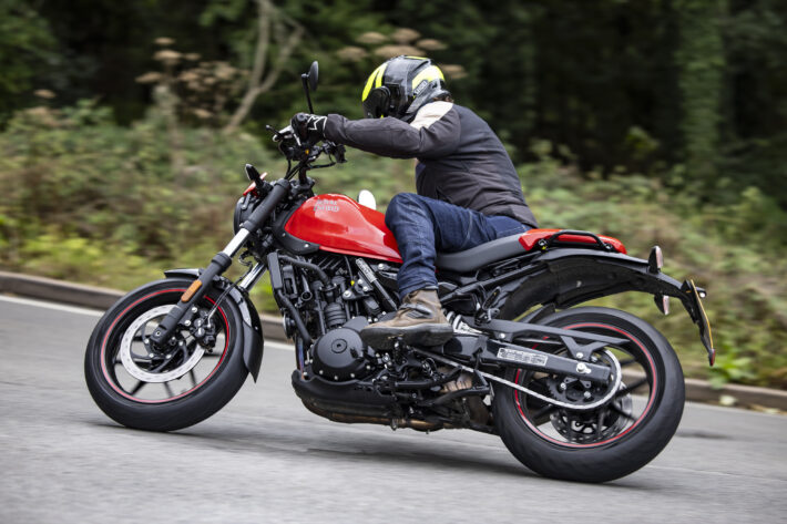 2026 Royal Enfield Guerrilla 450 Apex