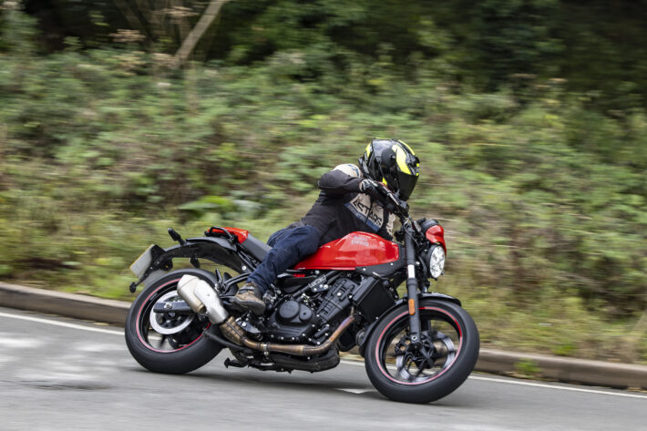 2026 Royal Enfield Guerrilla 450 Apex