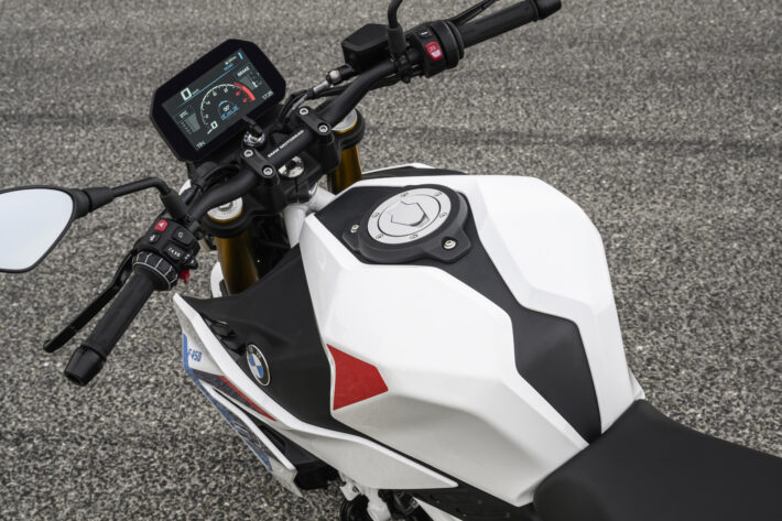 2027 BMW F450 R